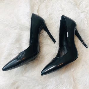 Classic Black pump